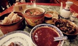 南京餐饮爆料事件最新,揭露行业潜规则，消费者权益再引关注